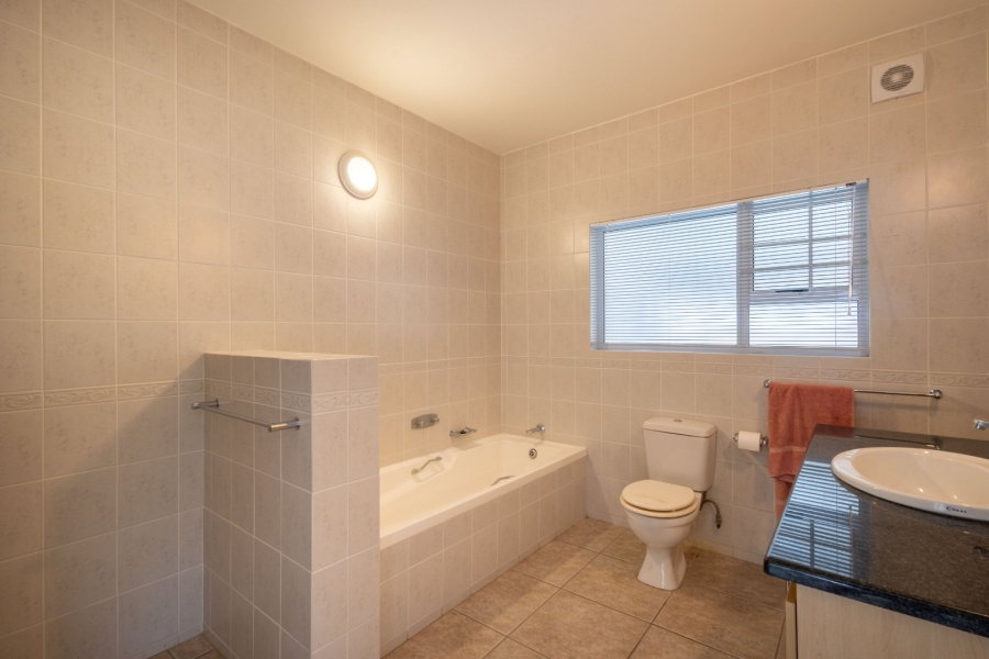 6 Bedroom Property for Sale in Cutty Sark Western Cape